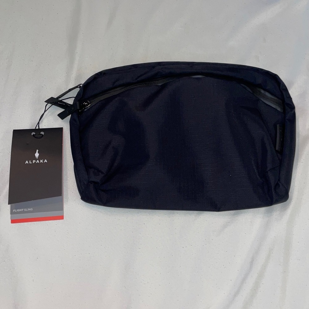 Alpaka Flight Sling Black Axoflux 210D Ripstop Nylon Crossbody Bag AA910450118